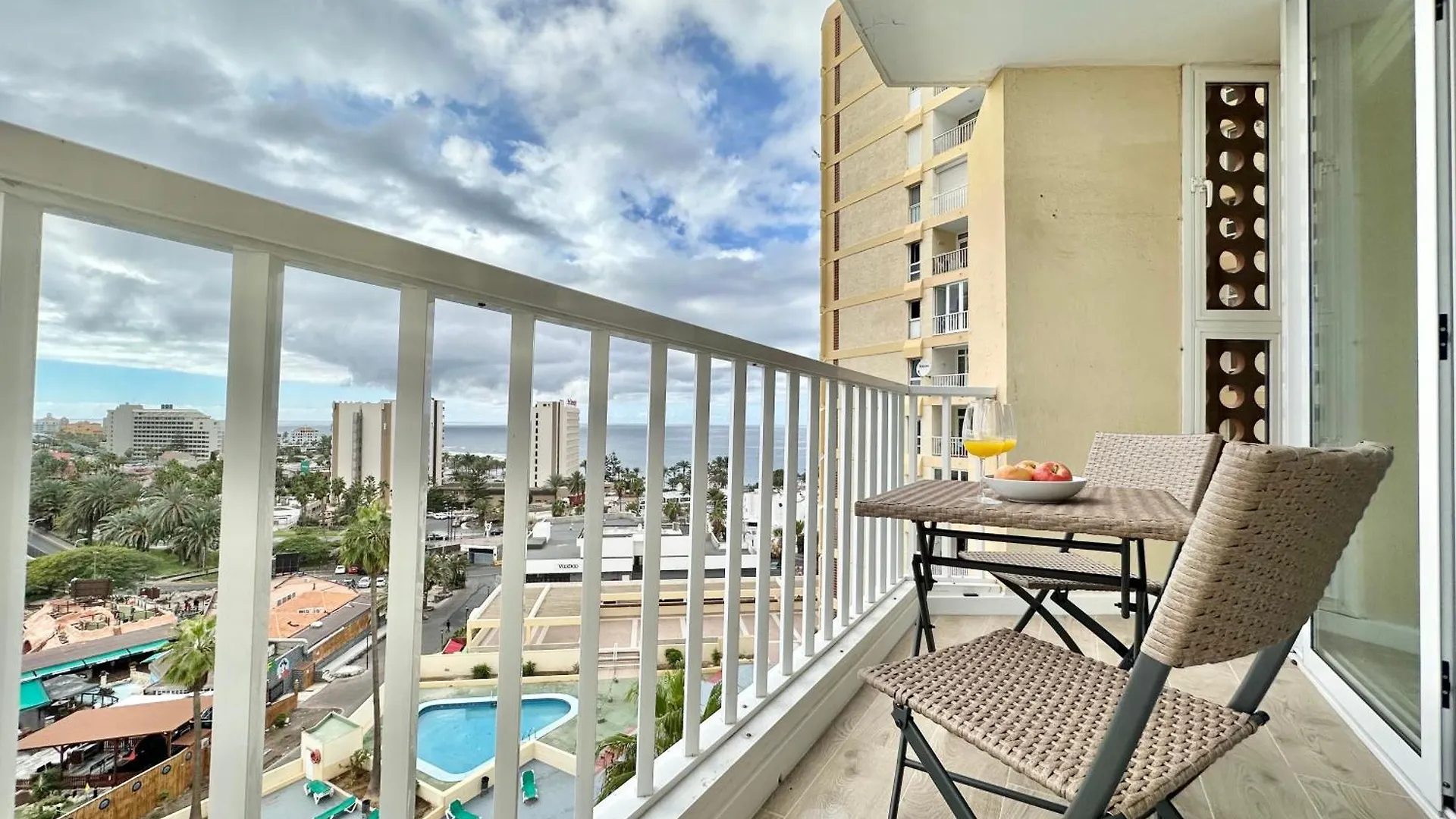 Torres De Yomely - M6D Apartment Playa de las Americas  Spain