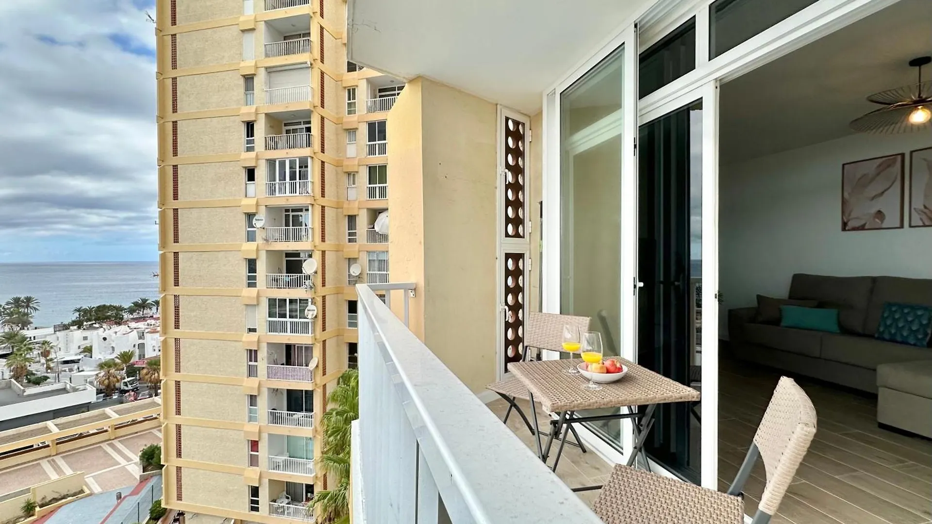 Torres De Yomely - M6D Apartment Playa de las Americas  Playa de las Americas (Tenerife)