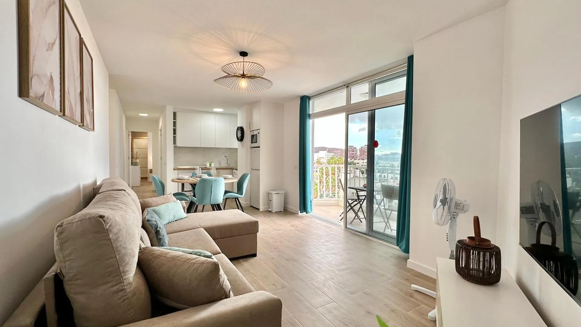 Torres De Yomely - M6D Apartment Playa de las Americas  0*, Playa de las Americas (Tenerife)